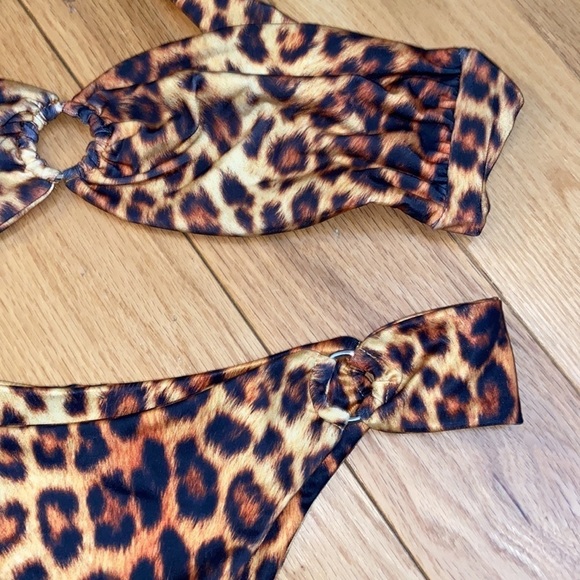Joues de Sable Swim Leopard Print Bikini, size M, NWOT, hygienic liner intact - Picture 5 of 7